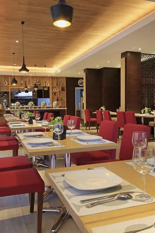 Ohana Hotel Kuta Kuta